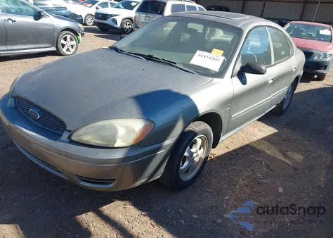 2004 Ford Taurus Ses z USA, uszkodzony, nr VIN 1FAFP55S94G161107